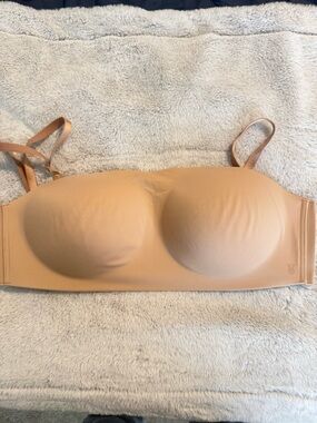 Victoria's Secret Strapless Smooth Bandeau Bra in Nude
